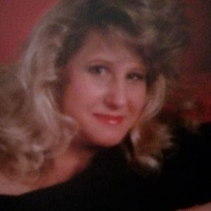 Meet your Posher, Lois